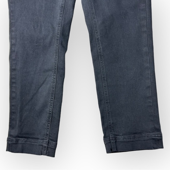 Everlane The  Slim Leg Crop Regular in Washed Black 6 - Picture 5 of 8